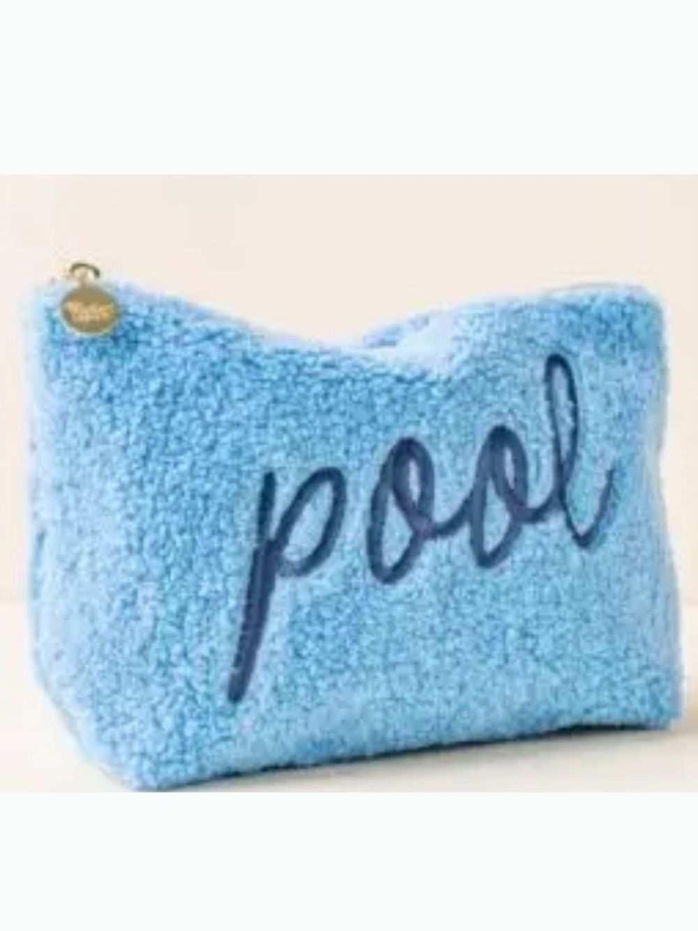 Pool pouch from the darling effect